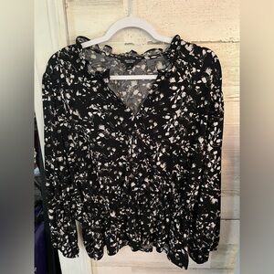 Simply Vera Vera Wang Black and White Floral Peplum Top